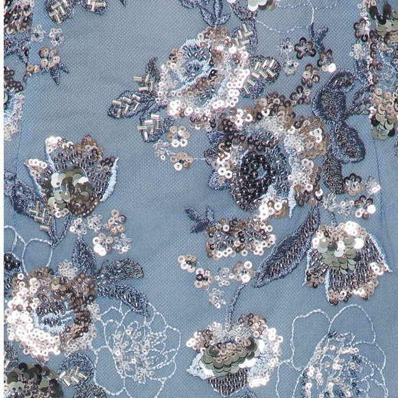 Sau Lee Adrian Gown - Picture 3 of 8